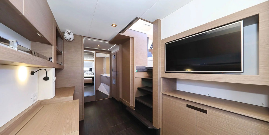 Fountaine Pajot Elba 45