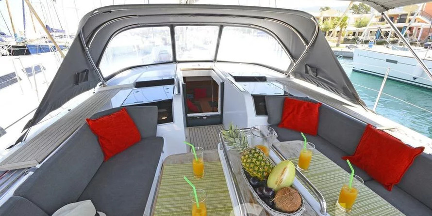 Hanse 505