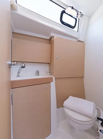 Beneteau Oceanis 38.1