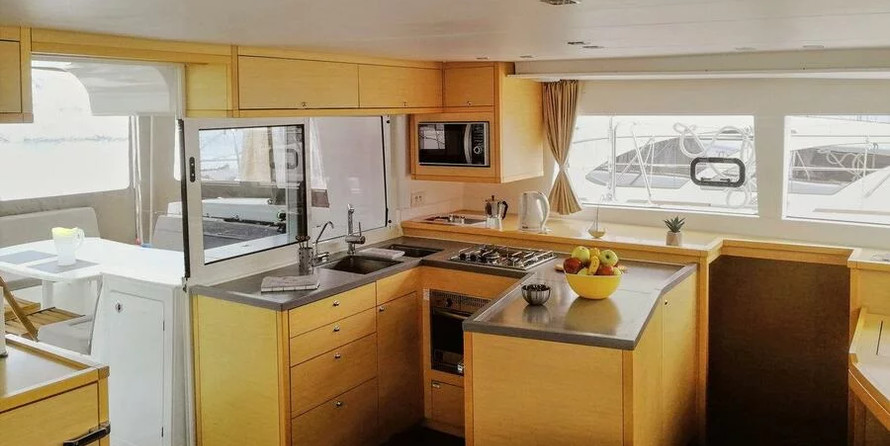 Lagoon 450 - 4 + 2 cab.