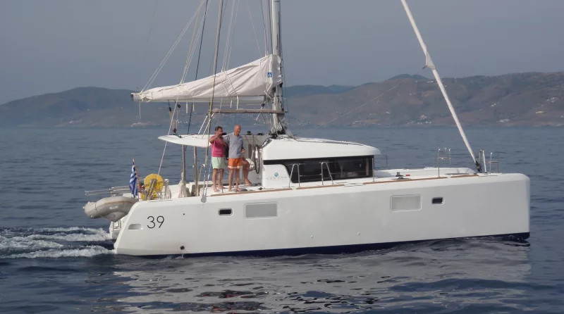 Lagoon 39