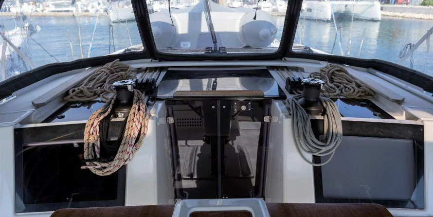 Dufour 460