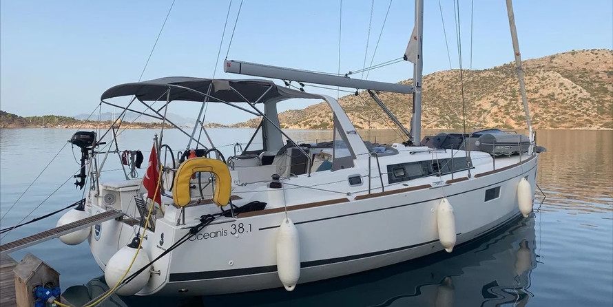 Beneteau Oceanis 38.1