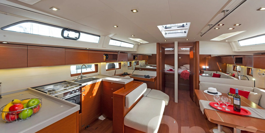 Oceanis 51.1