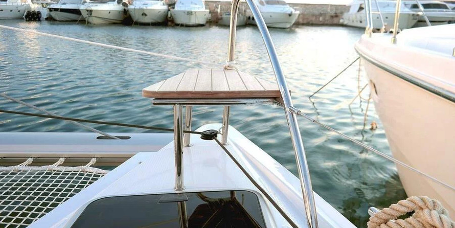Fountaine Pajot Lucia 40