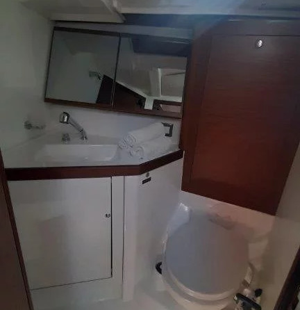 Beneteau Oceanis 46.1