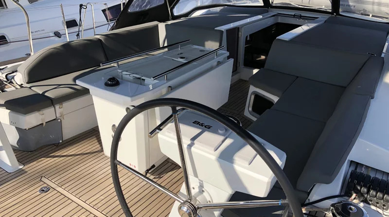 Oceanis 51.1