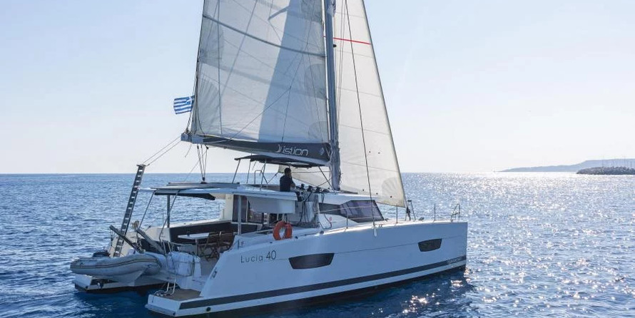 Fountaine Pajot Lucia 40