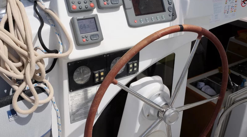 Lagoon 380