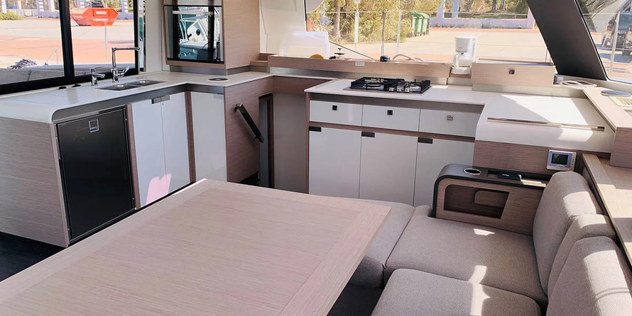 Fountaine Pajot Elba 45
