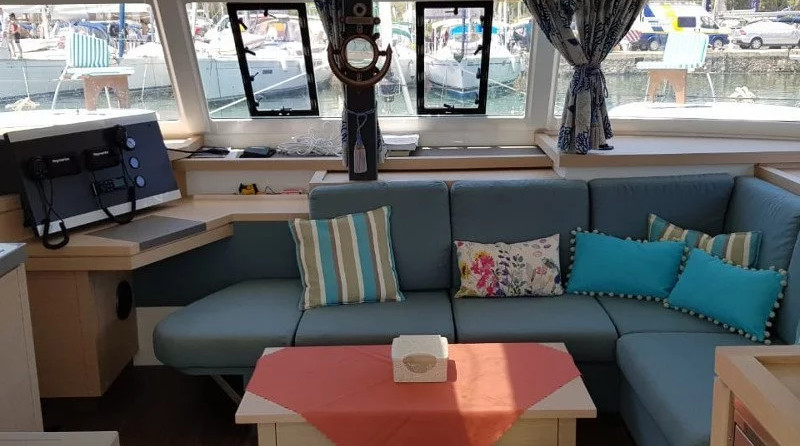 Fountaine Pajot Astréa 42