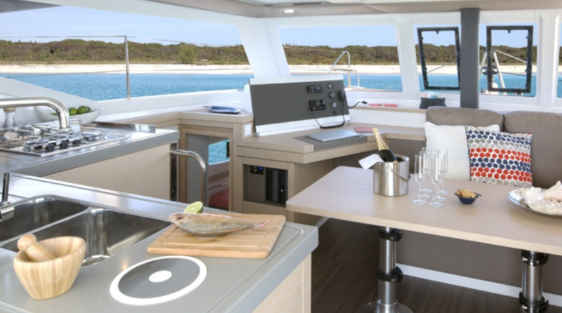 Lucia 40