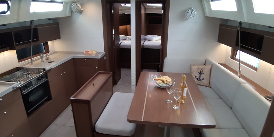 Beneteau Oceanis 46.1