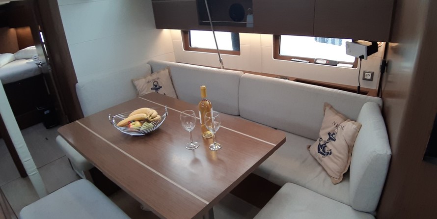 Beneteau Oceanis 46.1