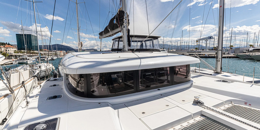 Lagoon 42 (2020) equipped with generator, A/C (sal