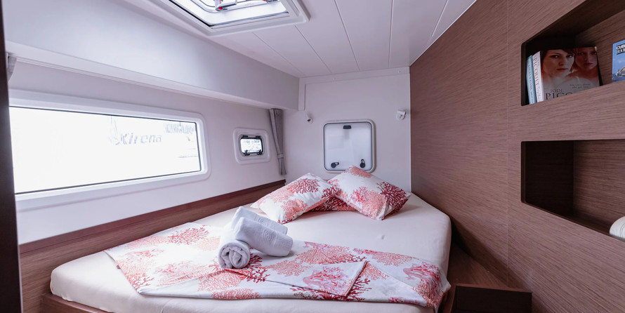 Lagoon 42 (2020) equipped with generator, A/C (sal