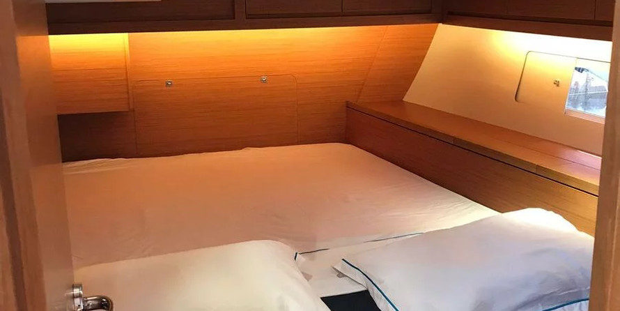 Ocean star 51.2 owners version