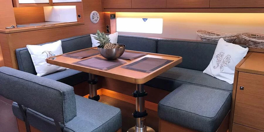 Ocean star 51.2 owners version