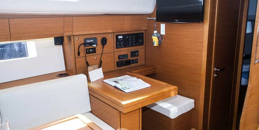 Jeanneau 54