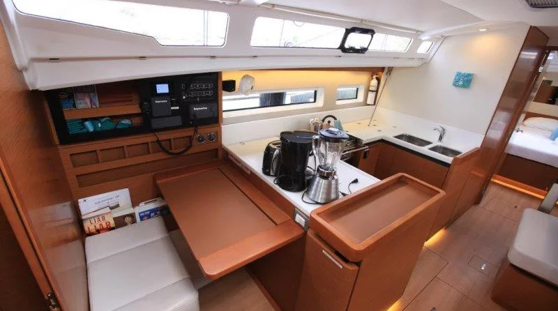 Jeanneau Sun Odyssey 440