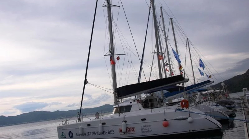 Fountaine pajot belize 43