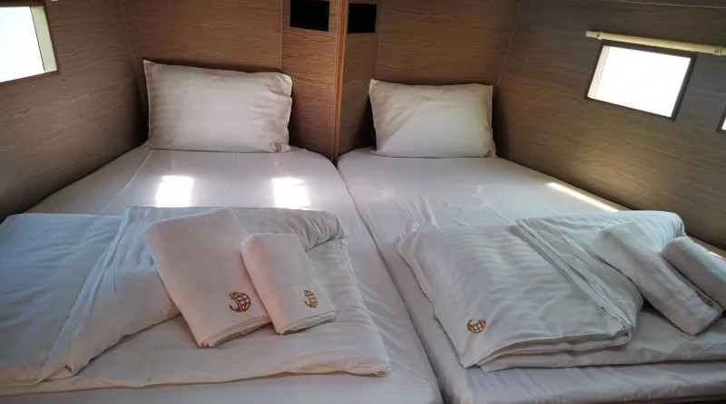 Hanse 548