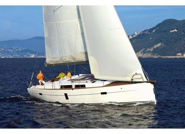 Hanse 445