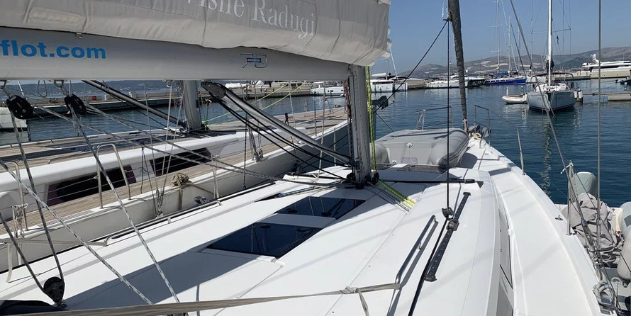 Hanse 445