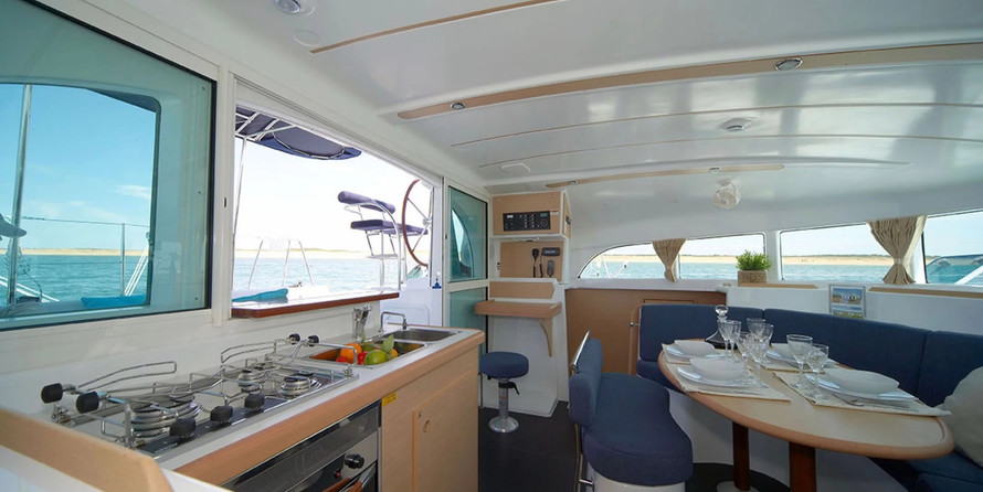 Lagoon 380 S2