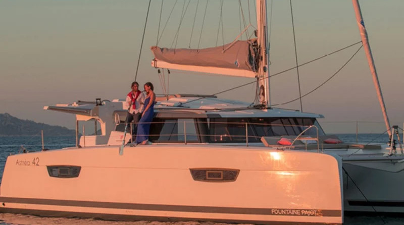 Fountaine Pajot Astréa 42