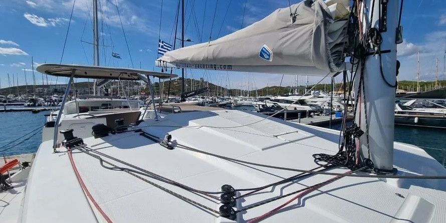 Fountaine Pajot Astréa 42