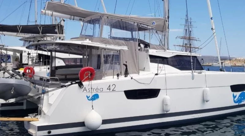 Fountaine Pajot Astréa 42