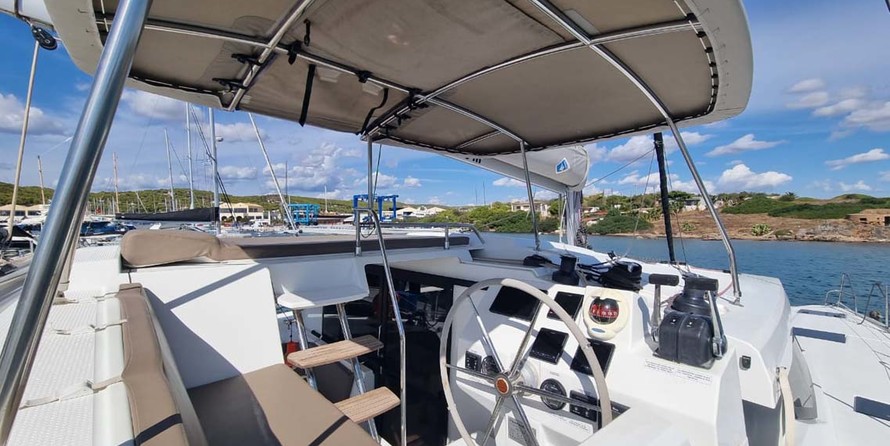 Fountaine Pajot Astrea 42