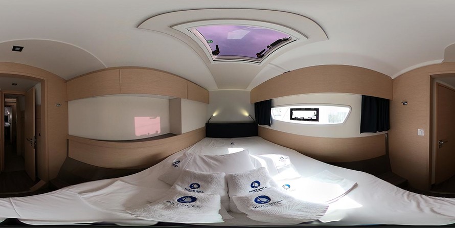 Fountaine Pajot Astrea 42