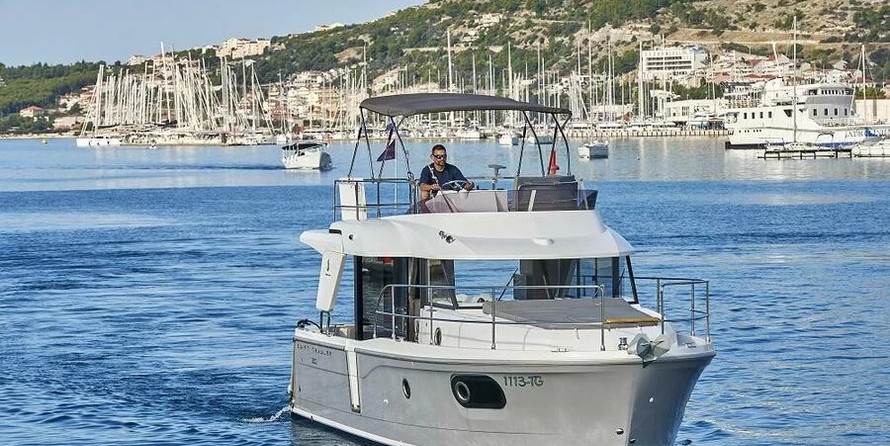 Beneteau Swift Trawler 30