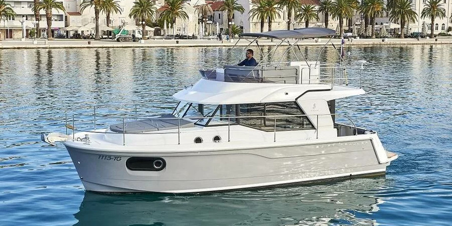 Beneteau Swift Trawler 30
