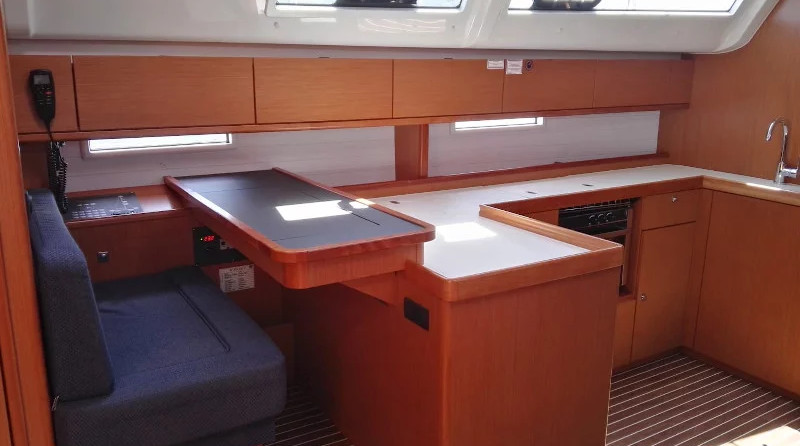 Bavaria Cruiser 51
