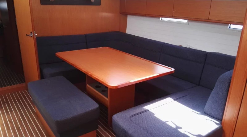 Bavaria Cruiser 51
