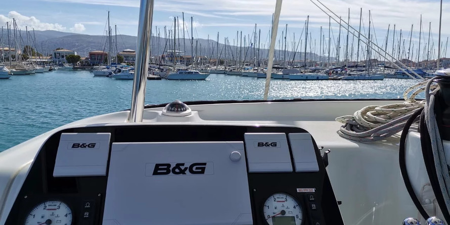 Lagoon 42