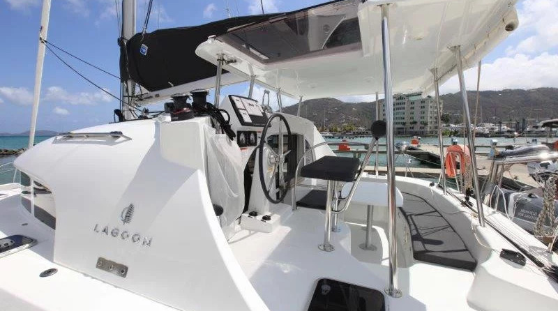 Lagoon 380
