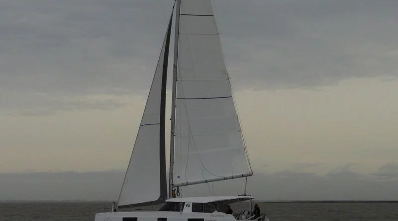 Nautitech 40 Open - 4 + 2 cab.