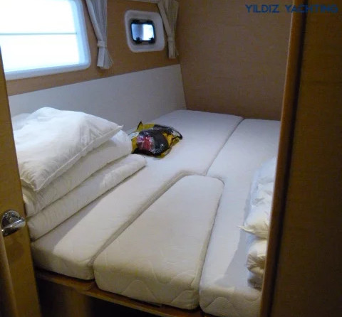 Lagoon 400