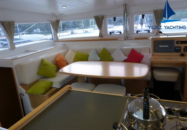 Lagoon 400