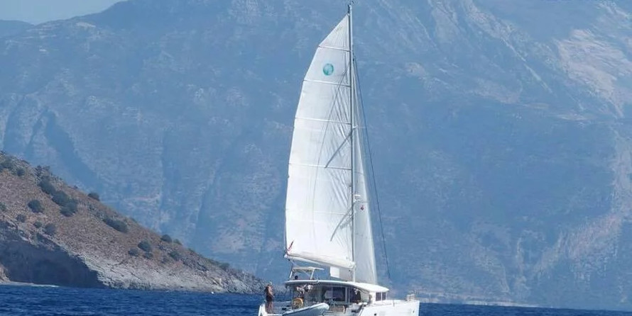 Lagoon 400