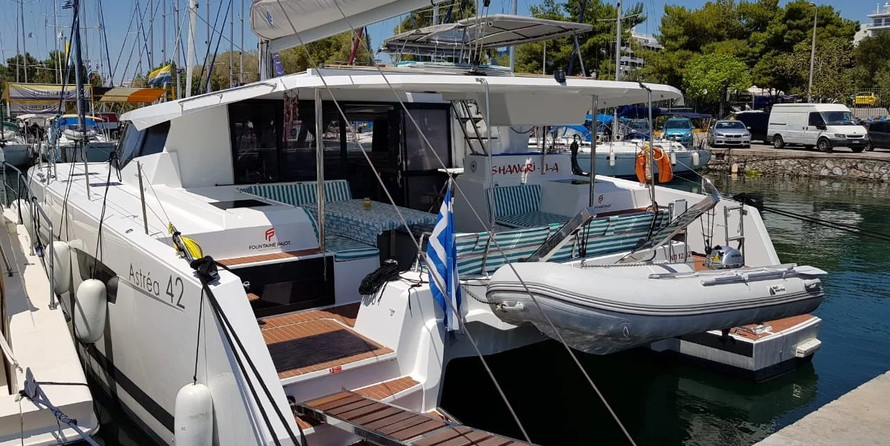 Fountaine Pajot Astréa 42