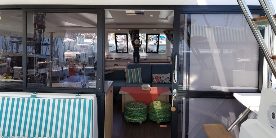 Fountaine Pajot Astréa 42
