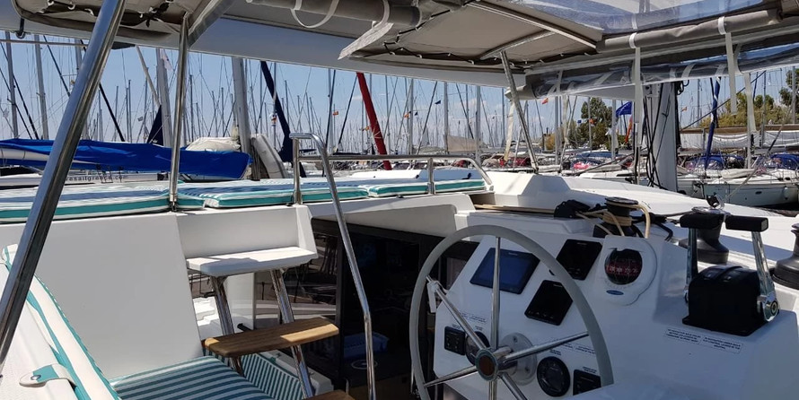 Fountaine Pajot Astréa 42