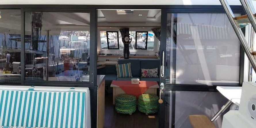 Fountaine Pajot Astréa 42