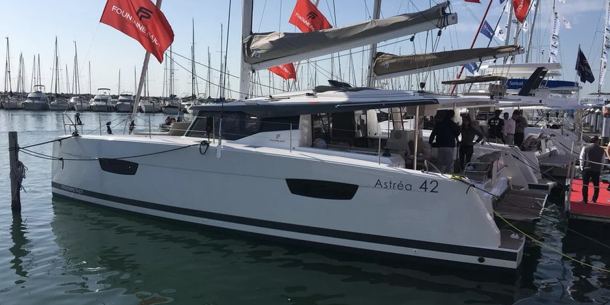 Fountaine Pajot Astréa 42