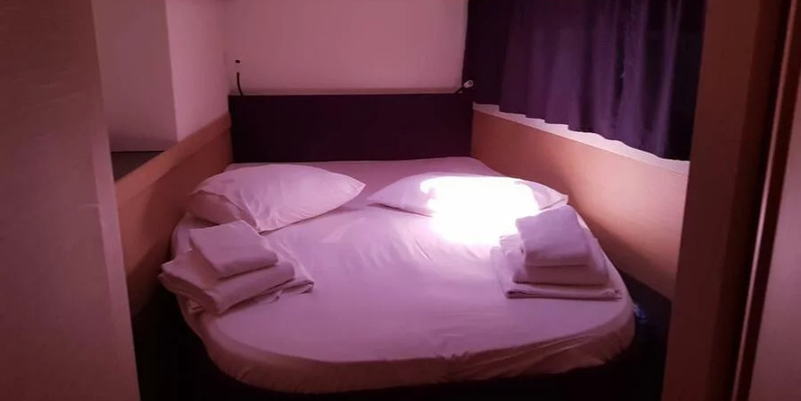 Fountaine Pajot Astréa 42